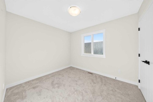 1642 Baywater Street Sw, Airdrie, AB - Indoor Photo Showing Other Room
