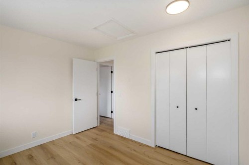 204 Mckerrell Way Se, Calgary, AB - Indoor Photo Showing Other Room
