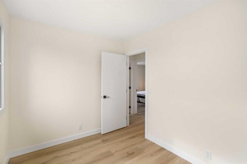 204 Mckerrell Way Se, Calgary, AB - Indoor Photo Showing Other Room
