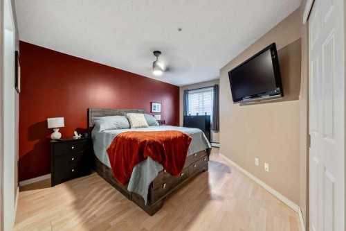 117-260 Shawville Way Se, Calgary, AB - Indoor Photo Showing Bedroom