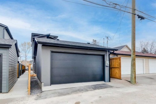 637 51 Avenue Sw, Calgary, AB - Outdoor With Exterior