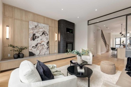 637 51 Avenue Sw, Calgary, AB - Indoor Photo Showing Living Room With Fireplace