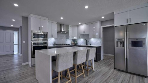 24073 Burma Road, Rural Rocky View County, AB - Indoor Photo Showing Kitchen With Upgraded Kitchen