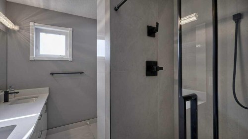 24073 Burma Road, Rural Rocky View County, AB - Indoor Photo Showing Bathroom