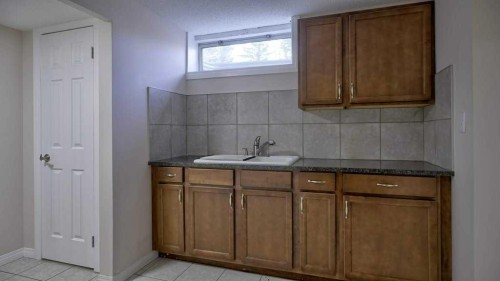 24073 Burma Road, Rural Rocky View County, AB - Indoor Photo Showing Kitchen