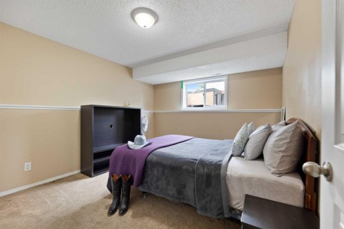 132 Mt Apex Green Se, Calgary, AB - Indoor Photo Showing Bedroom