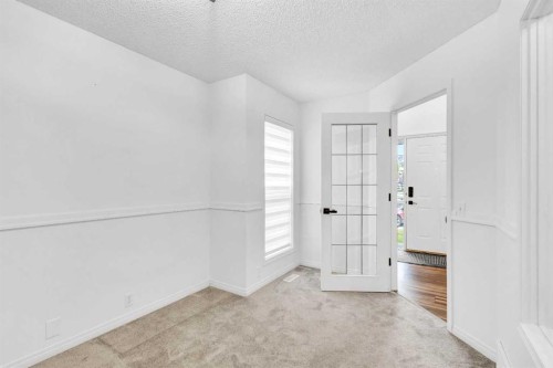 331 Springbank Place Sw, Calgary, AB - Indoor Photo Showing Other Room