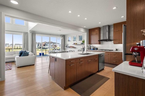 52 Evansfield Manor Nw, Calgary, AB - Indoor Photo Showing Kitchen