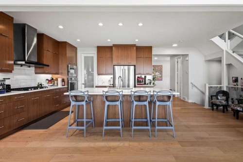 52 Evansfield Manor Nw, Calgary, AB - Indoor Photo Showing Kitchen With Upgraded Kitchen