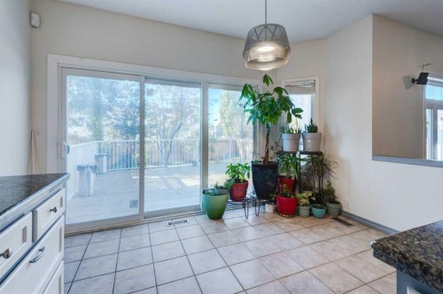 414 Mt Cornwall Circle Se, Calgary, AB - Indoor Photo Showing Other Room