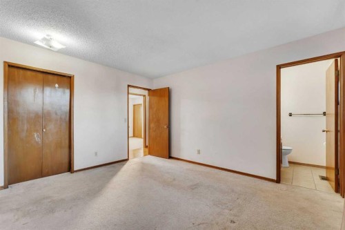20 Templehill Crescent Ne, Calgary, AB - Indoor Photo Showing Other Room