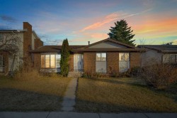 20 Templehill Crescent NE Calgary, AB T1Y 4C5