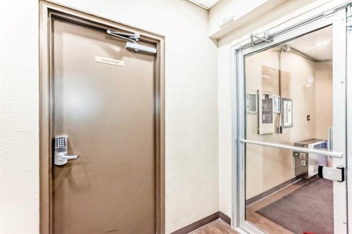 2115-1140 Taradale Drive Ne, Calgary, AB - Indoor