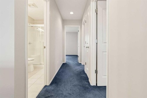 146 Everwillow Close Sw, Calgary, AB - Indoor Photo Showing Other Room