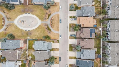 146 Everwillow Close Sw, Calgary, AB - 