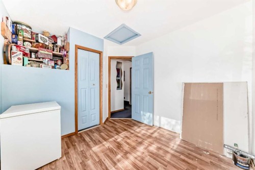 128 Erin Meadow Way Se, Calgary, AB - Indoor Photo Showing Other Room
