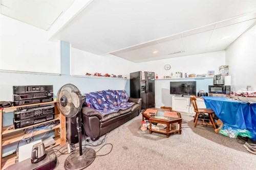 128 Erin Meadow Way Se, Calgary, AB - Indoor