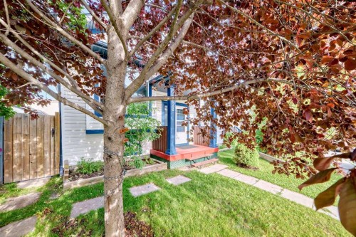 128 Erin Meadow Way Se, Calgary, AB - Outdoor