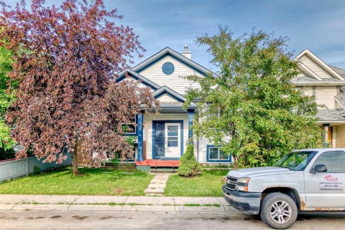 128 Erin Meadow Way Se, Calgary, AB - Outdoor