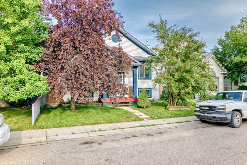 128 Erin Meadow Way Se, Calgary, AB - Outdoor