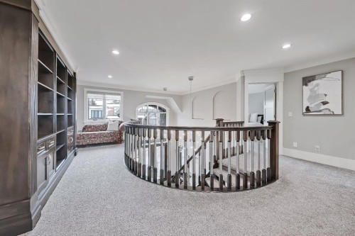 32 Aspen Ridge Manor Sw, Calgary, AB - Indoor Photo Showing Other Room