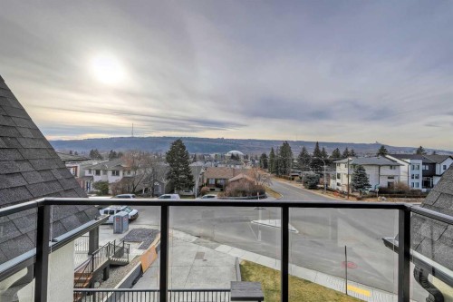 4840 22 Avenue Nw, Calgary, AB - Outdoor With View