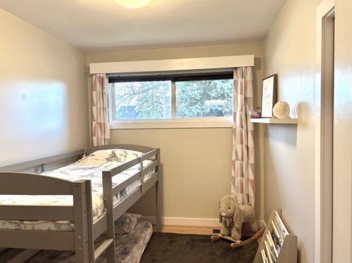 124 Glenpatrick Drive Sw, Calgary, AB - Indoor