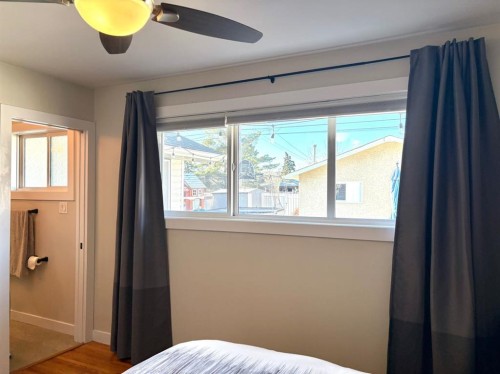 124 Glenpatrick Drive Sw, Calgary, AB - Indoor Photo Showing Bedroom