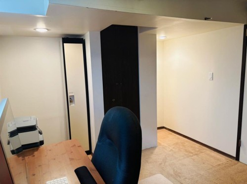 124 Glenpatrick Drive Sw, Calgary, AB - Indoor