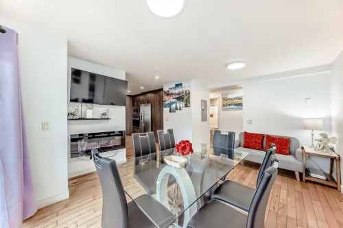 1-1406 2Nd Avenue, Canmore, AB - Indoor Photo Showing Dining Room