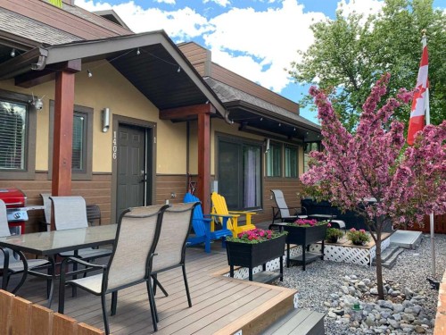 1-1406 2Nd Avenue, Canmore, AB - Outdoor With Deck Patio Veranda