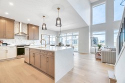 80 Legacy Woods Crescent SE Calgary, AB T2X 2G5