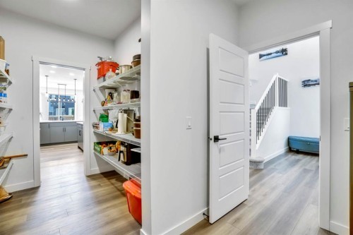 353 Walcrest View Se, Calgary, AB - Indoor Photo Showing Other Room