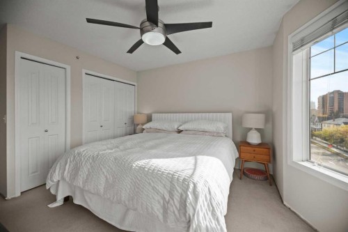 304-1608 12 Avenue Sw, Calgary, AB - Indoor Photo Showing Bedroom