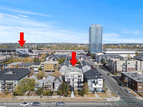304-1608 12 Avenue Sw, Calgary, AB - Outdoor With View