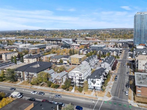 304-1608 12 Avenue Sw, Calgary, AB - Outdoor With View