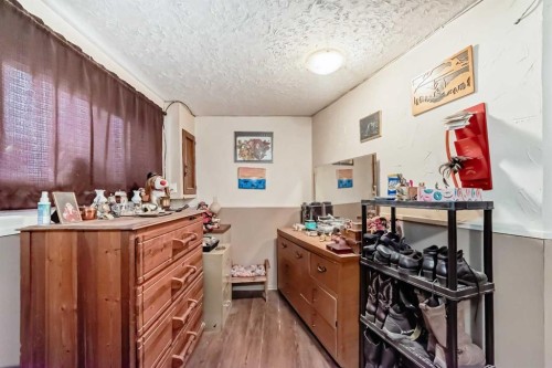 16 Beaver Dam Place Ne, Calgary, AB - Indoor