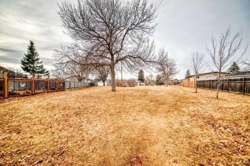 16 Beaver Dam Place Ne, Calgary, AB - Outdoor