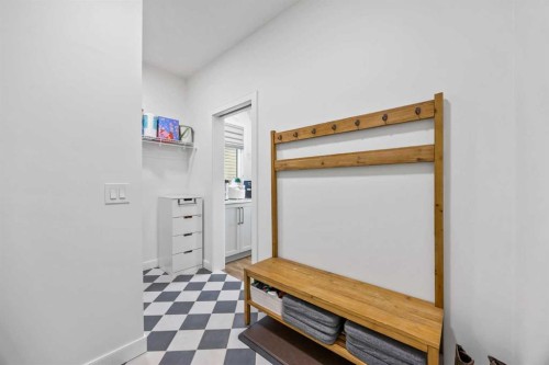 656 Bayview Way Sw, Airdrie, AB - Indoor Photo Showing Other Room