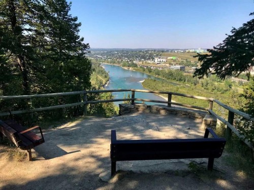 101-316 Cedar Crescent Sw, Calgary, AB - Outdoor With View