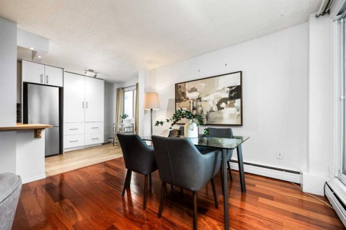 101-316 Cedar Crescent Sw, Calgary, AB - Indoor Photo Showing Dining Room