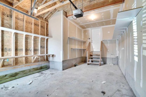 229 Luxstone Way Sw, Airdrie, AB - Indoor