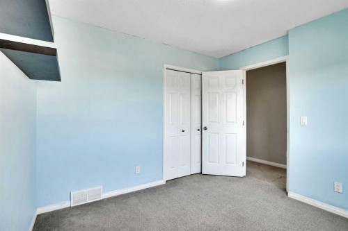 229 Luxstone Way Sw, Airdrie, AB - Indoor