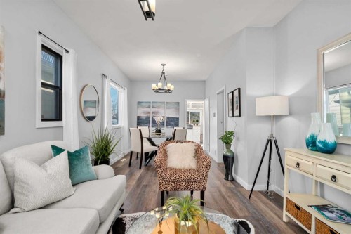 207 31 Avenue Nw, Calgary, AB - Indoor Photo Showing Living Room