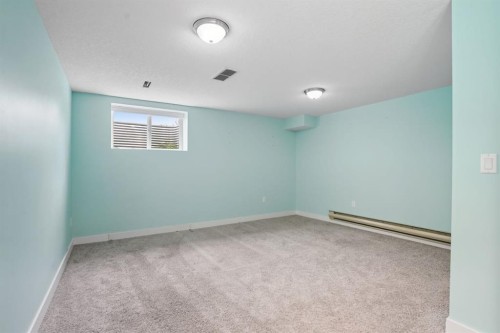 108 Falchurch Crescent Ne, Calgary, AB - Indoor Photo Showing Other Room