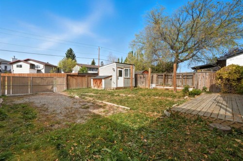 108 Falchurch Crescent Ne, Calgary, AB - Outdoor