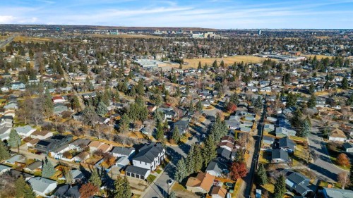 100 West Glen Crescent Sw, Calgary, AB - Outdoor With View