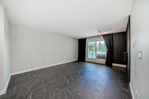 201-3727 42 Street Nw, Calgary, AB - Indoor Photo Showing Other Room