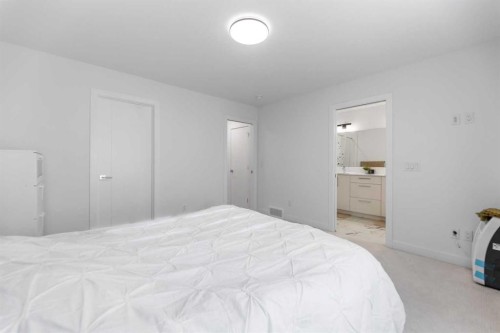 164 Cornerstone Grove Ne, Calgary, AB - Indoor Photo Showing Bedroom