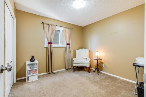 1808 Meadowbrook Gate Se, Airdrie, AB - Indoor
